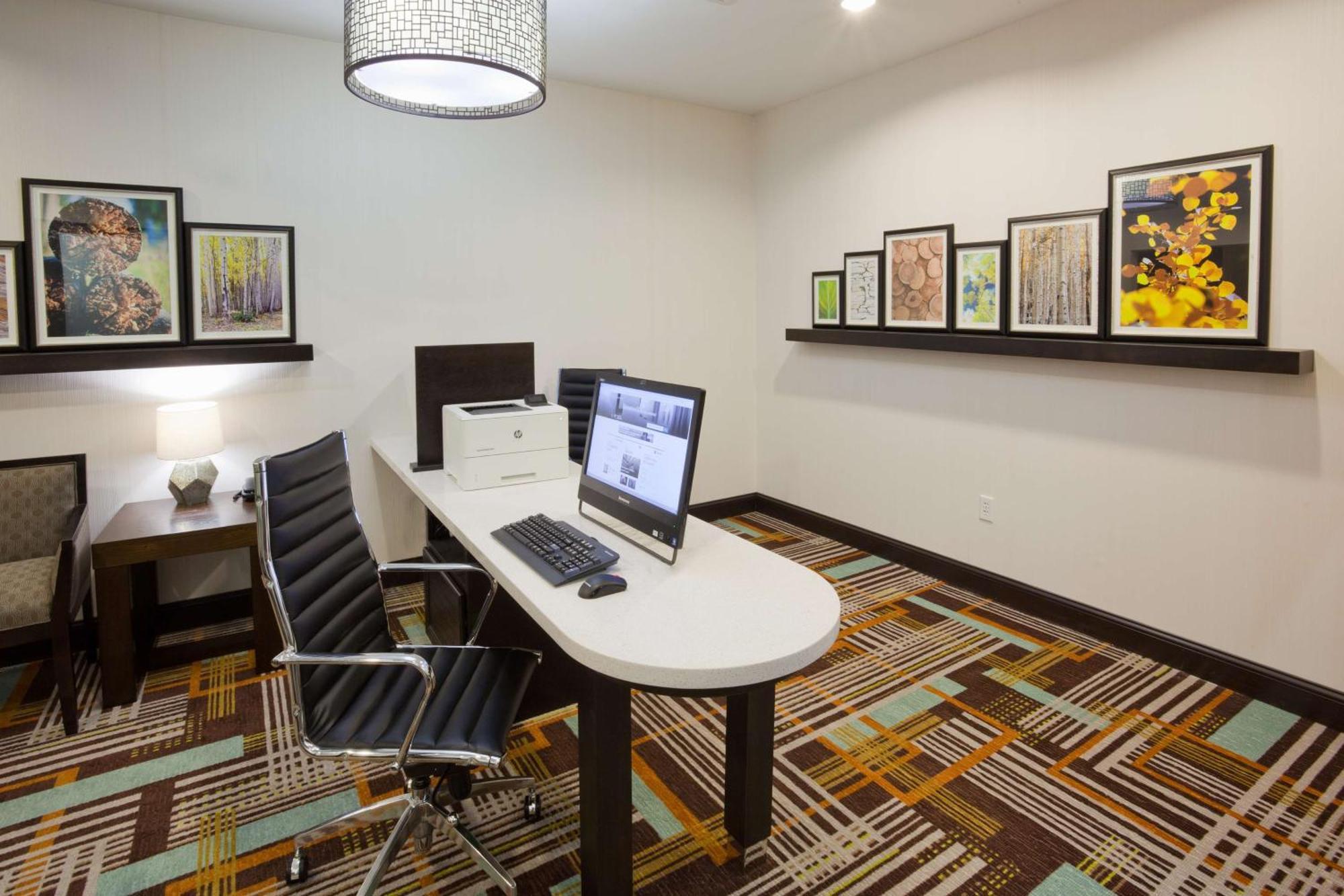 Homewood Suites Davenport Bettendorf Bagian luar foto