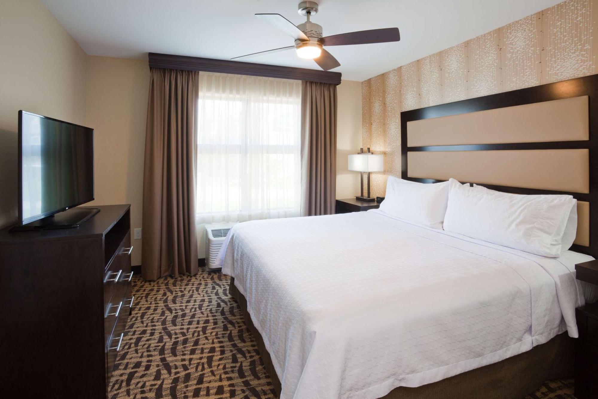 Homewood Suites Davenport Bettendorf Bagian luar foto