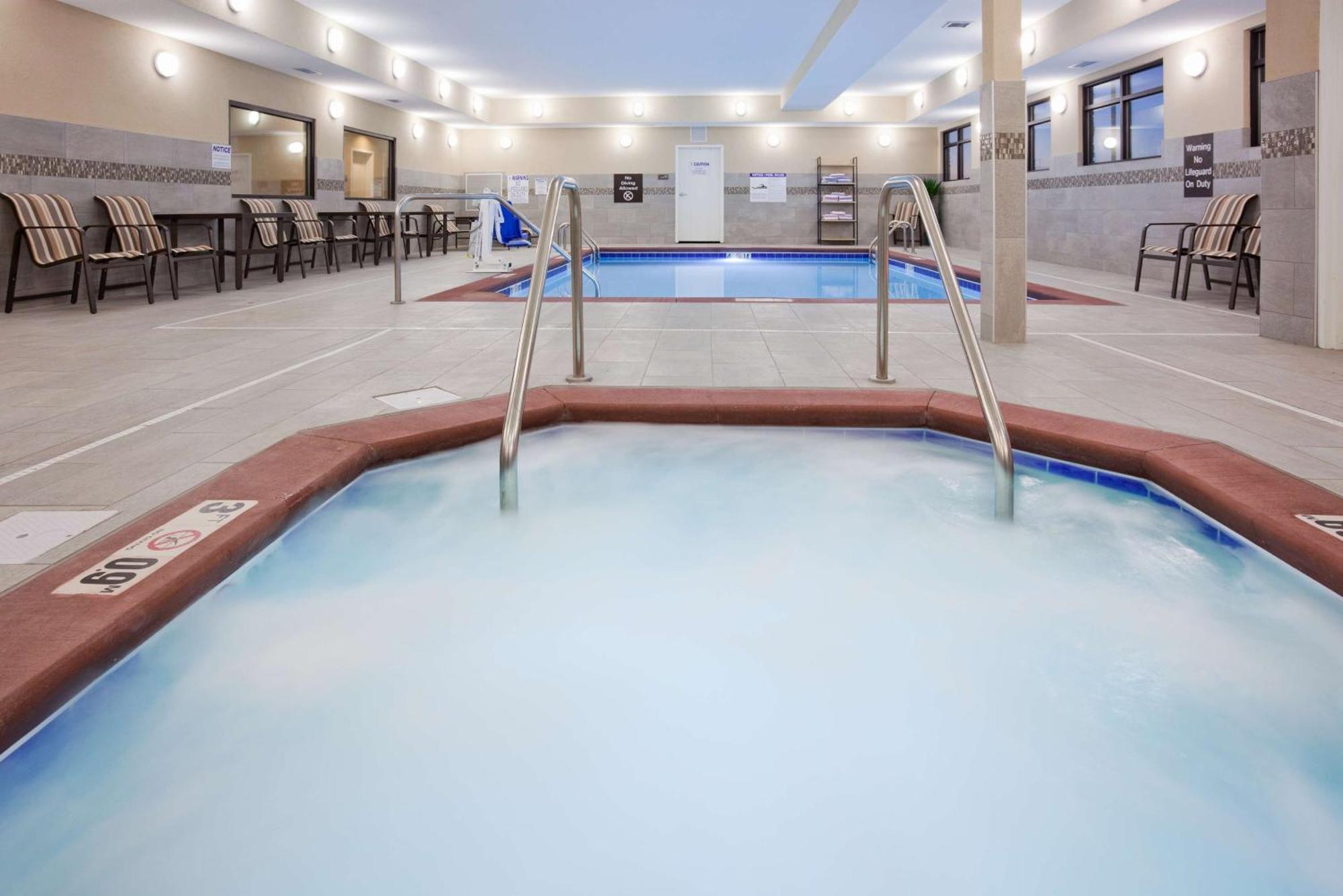 Homewood Suites Davenport Bettendorf Bagian luar foto